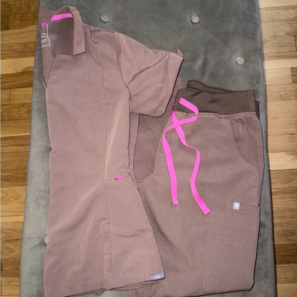 Figs Smokey taupe set